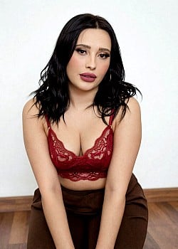 Ozge Nur Cicek